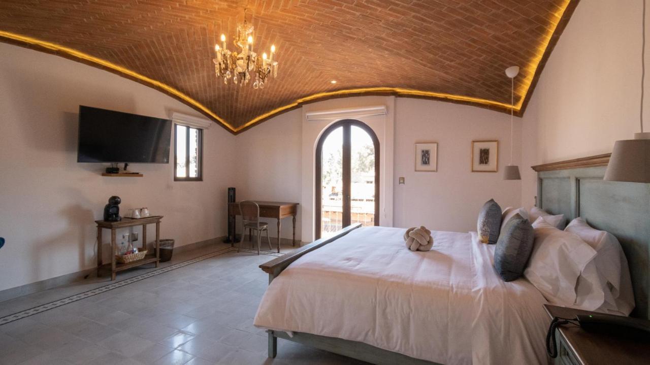 Villa Toscana Valquirico Lofts & Suites Hotel Boutique Santeagueda Экстерьер фото